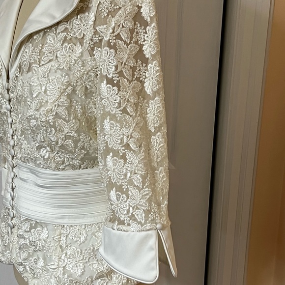 JS Collections embroidered/beaded evening or special occasion jacket Ivory Sz 10 - Picture 9 of 15